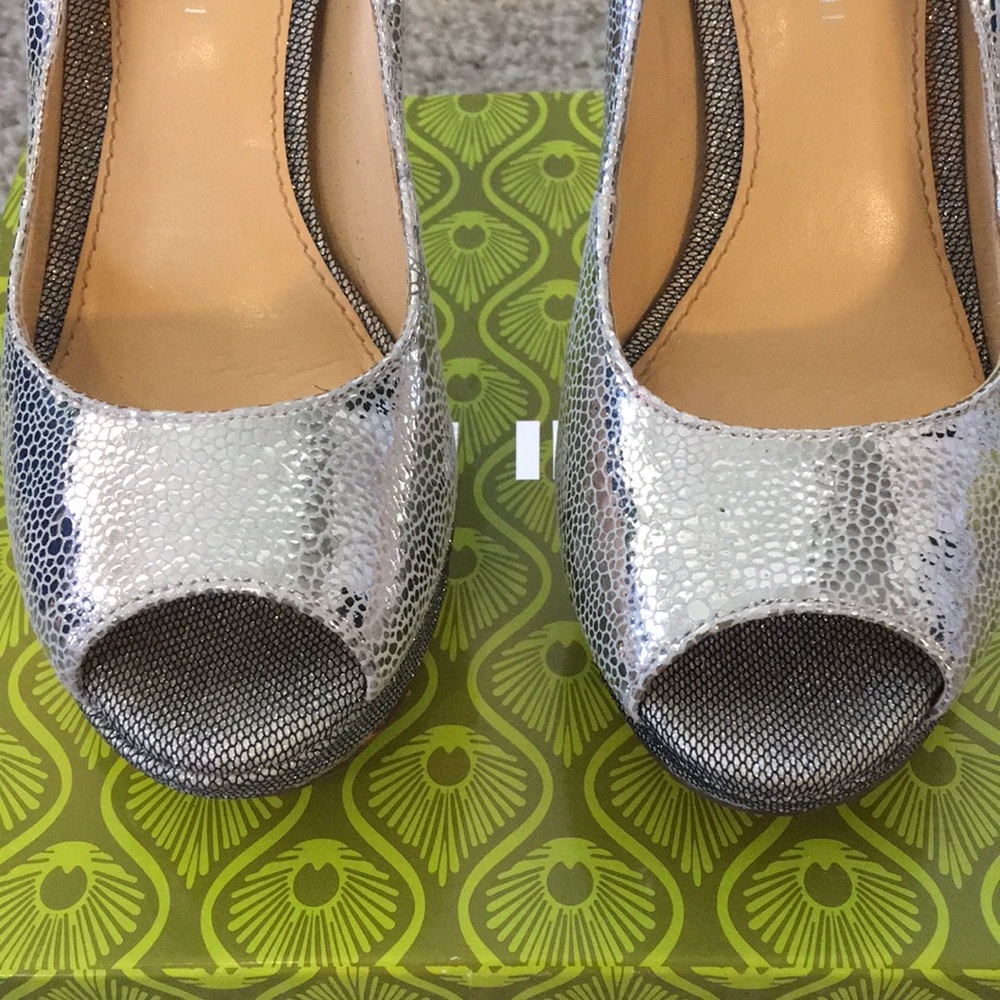 Gianni Bini Madison pump - Picture 7 of 8